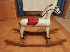 Antikes Schaukelpferd, über