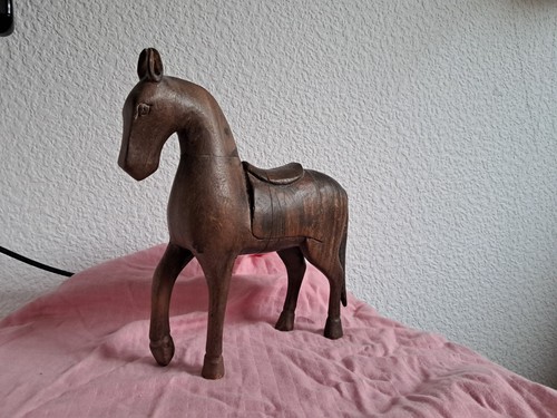 Antikes holzpferd - antikes,